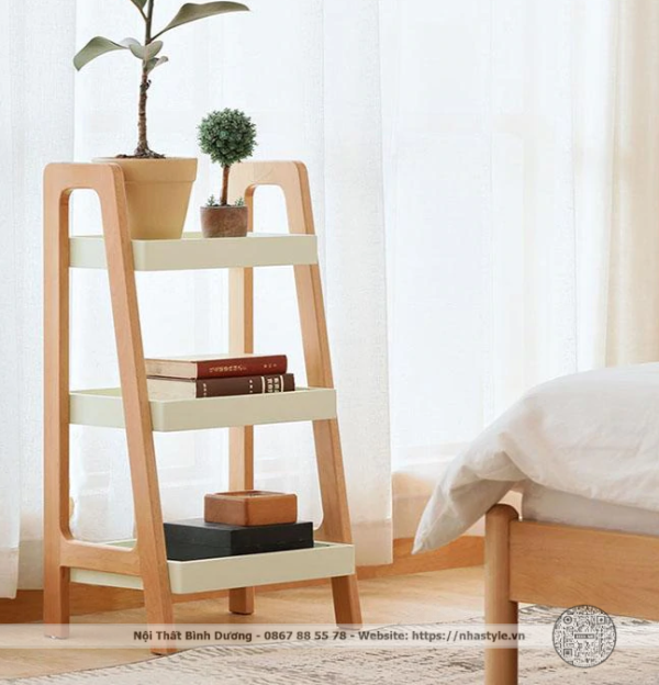 Đặt kệ sách trong phòng ngủ giúp bạn thuận tiện khi sử dụng